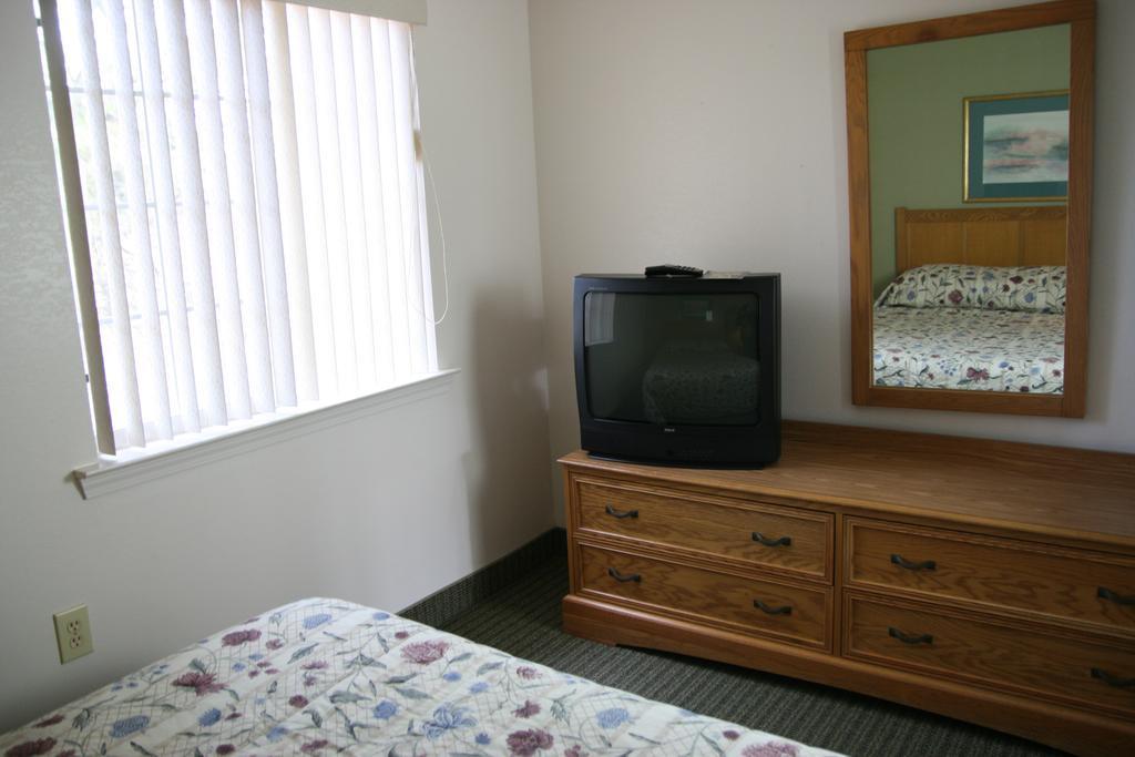 Affordable Suites Salisbury Exteriör bild