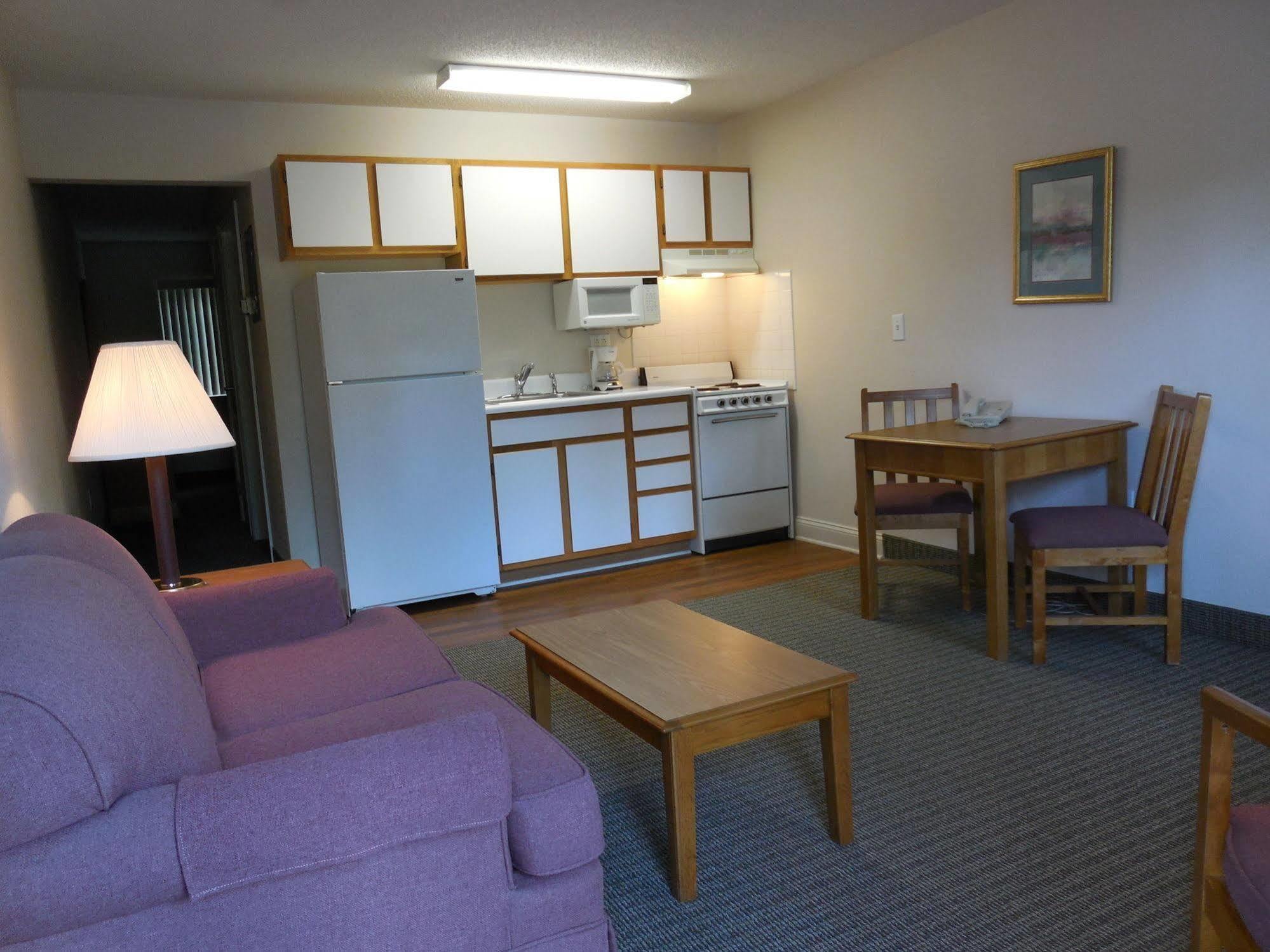 Affordable Suites Salisbury Exteriör bild