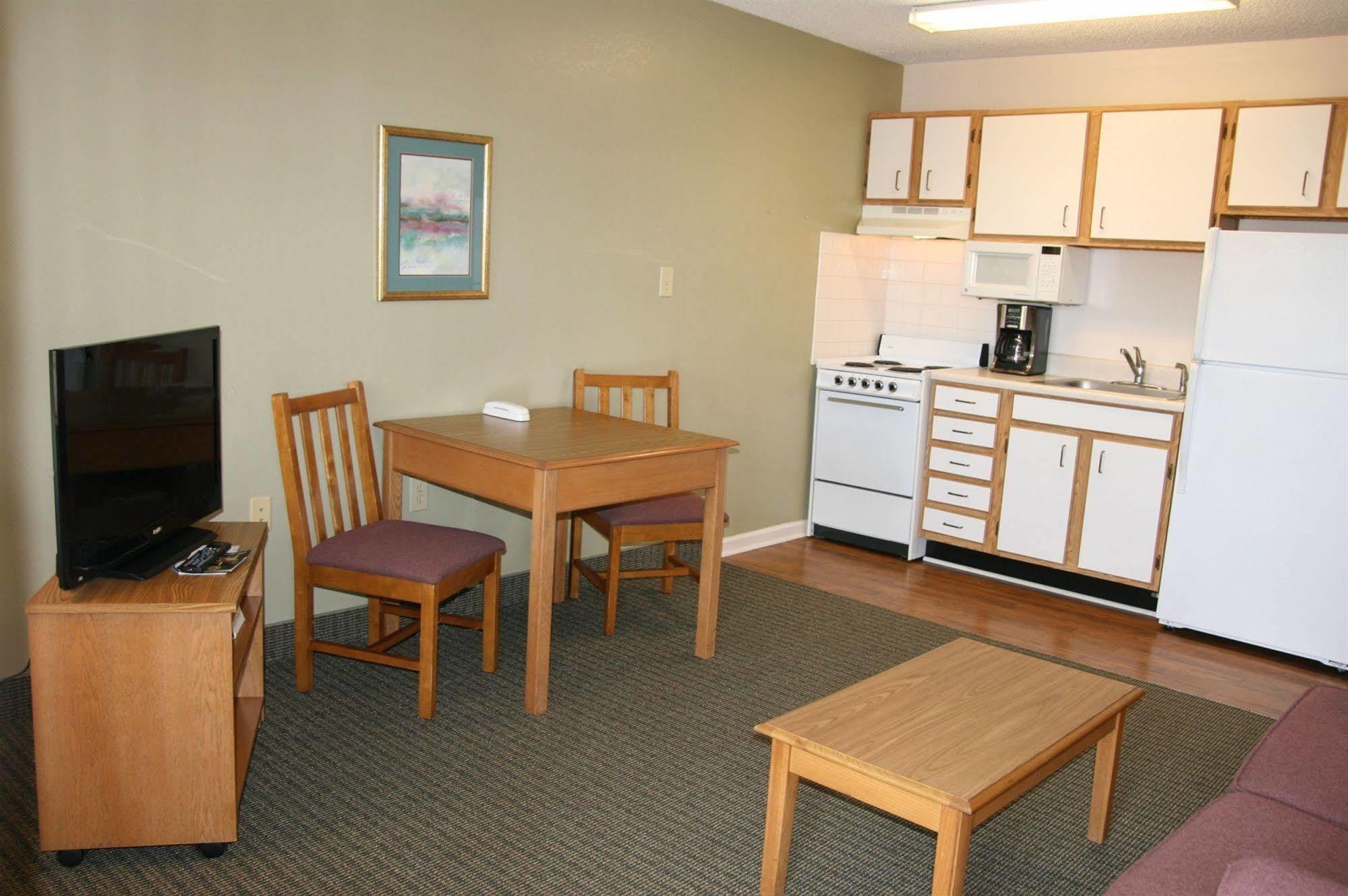 Affordable Suites Salisbury Exteriör bild