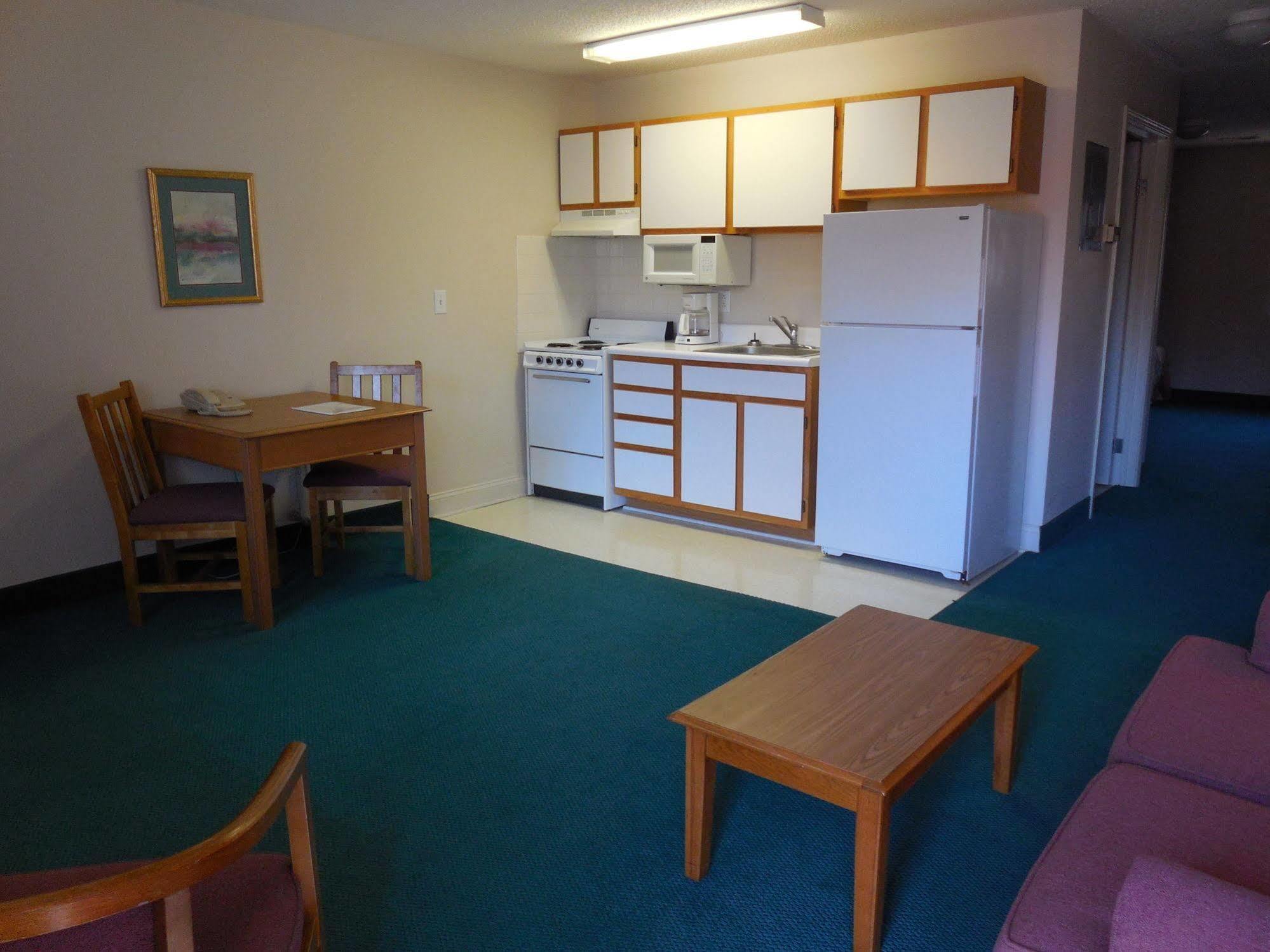 Affordable Suites Salisbury Exteriör bild